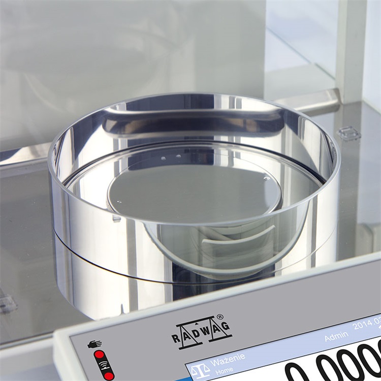 radwag  XA 110.4Y.F ANALYTICAL BALANCE